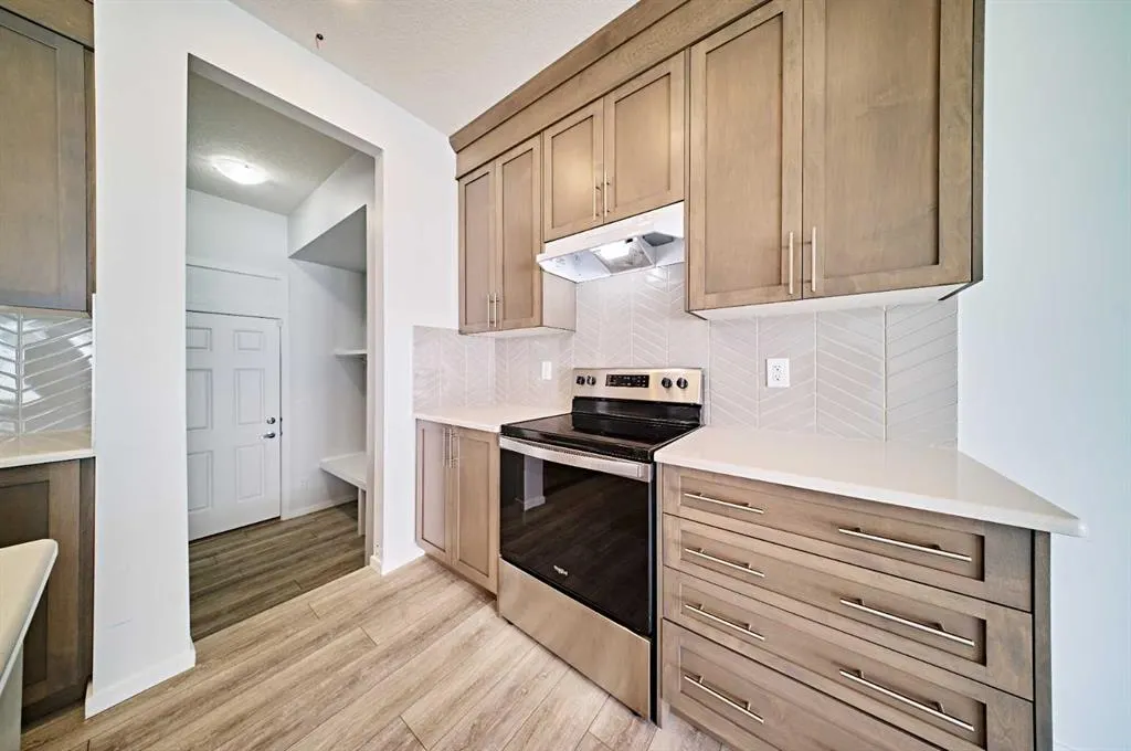 254 Carringham Road NW
