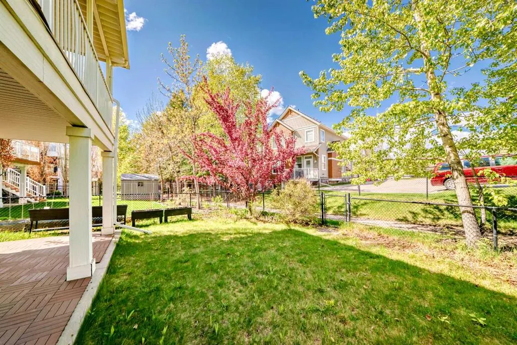 327 Discovery Place SW