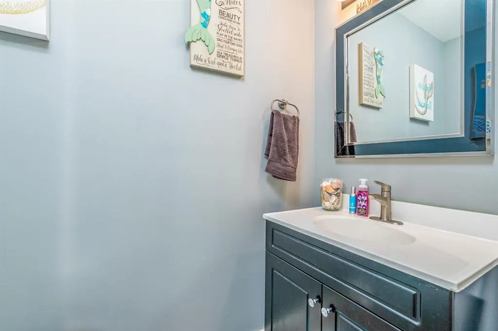 4118 41 Avenue, #4