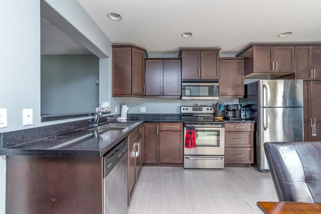 4118 41 Avenue, #4