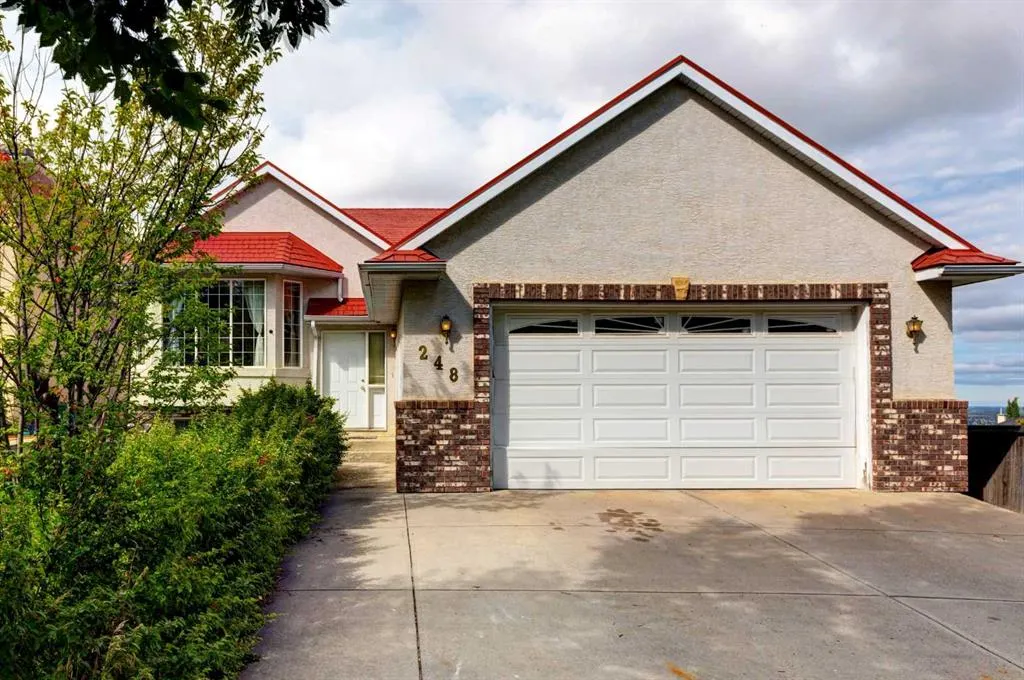 248 Edgevalley Way NW