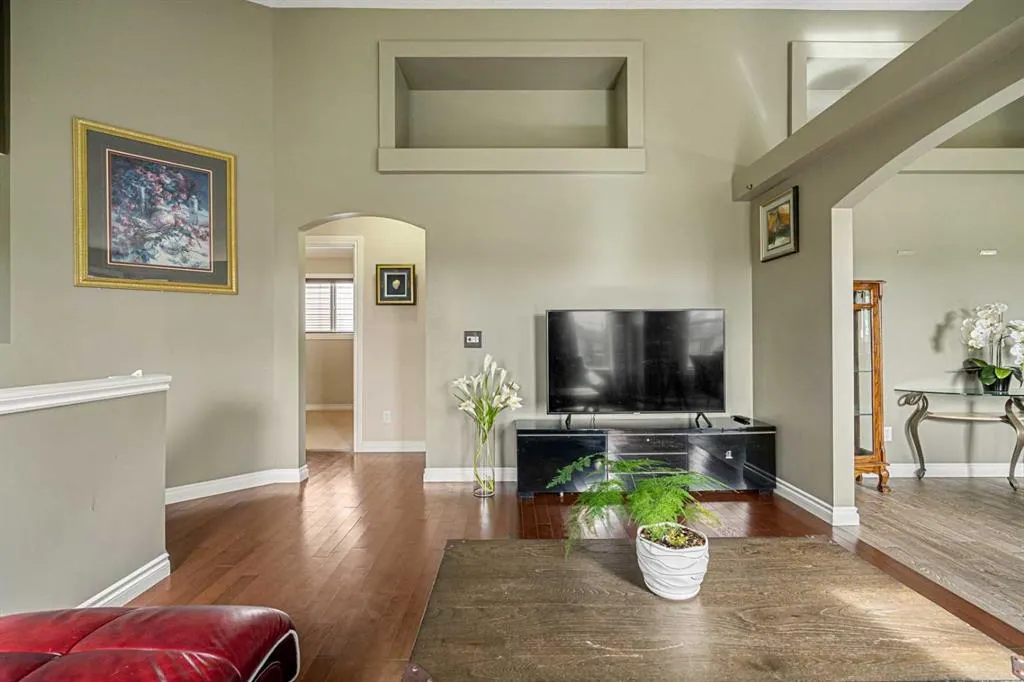 91 Panamount Gardens NW
