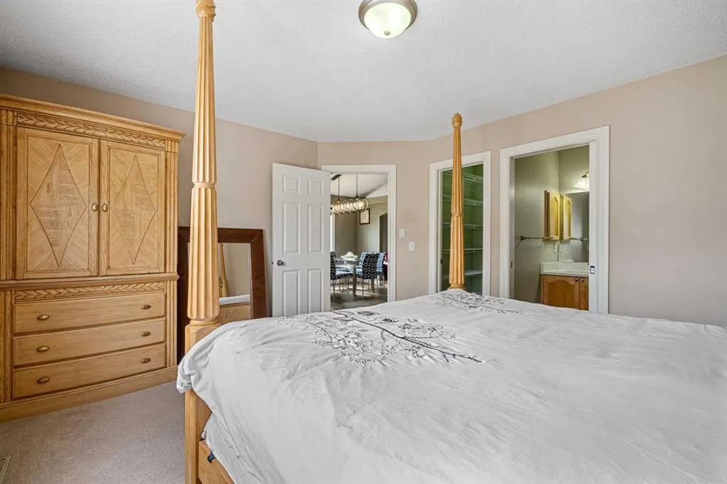 91 Panamount Gardens NW