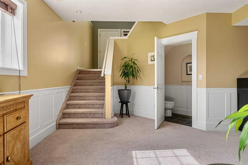 91 Panamount Gardens NW