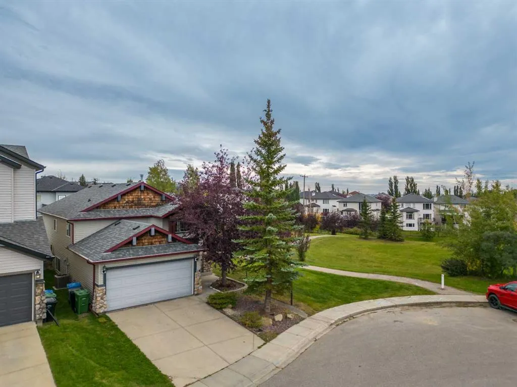 91 Panamount Gardens NW
