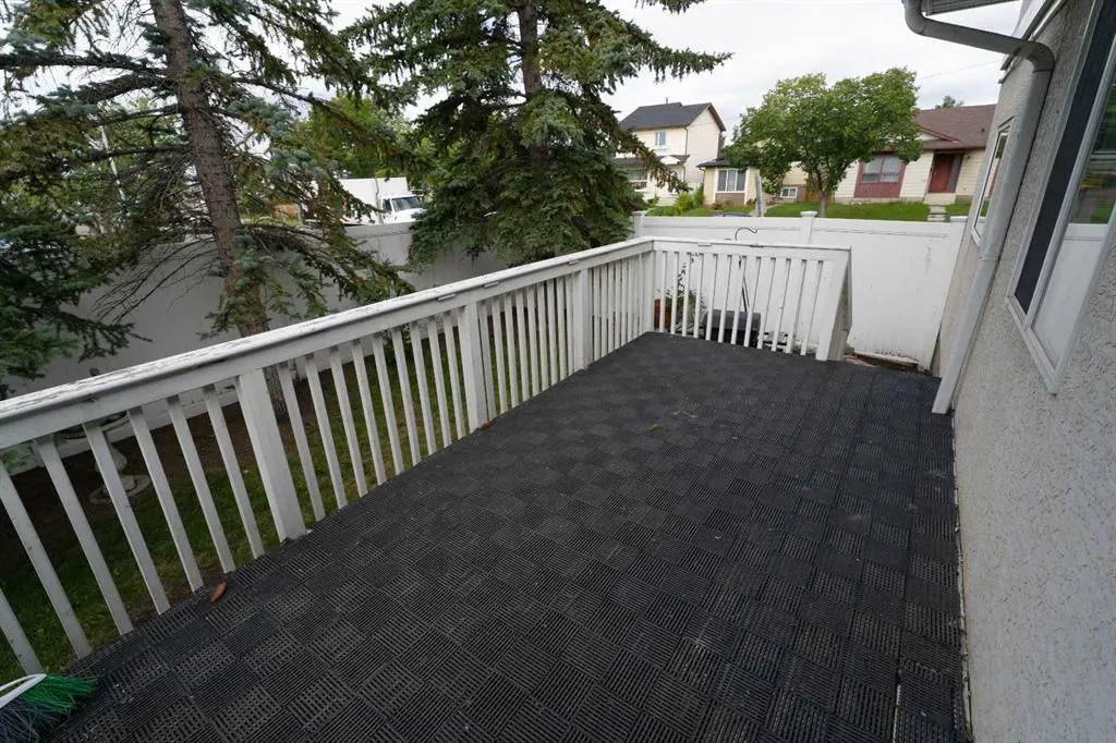 3 Whitmire Villas NE