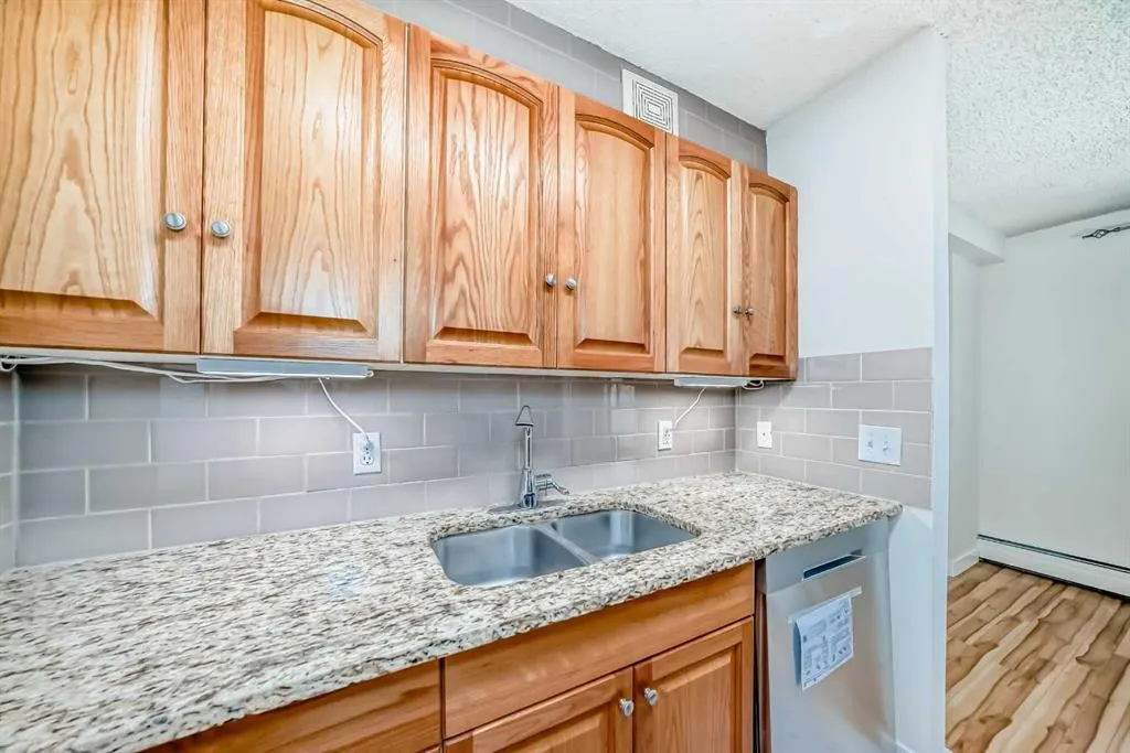 111 14 Avenue SE, #413