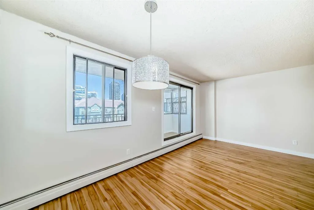 111 14 Avenue SE, #413