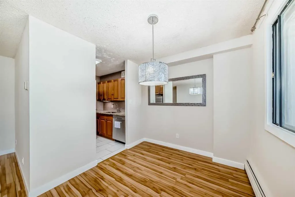 111 14 Avenue SE, #413