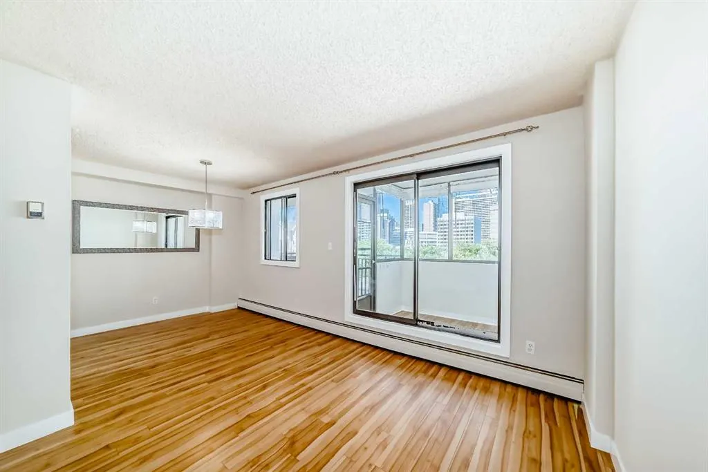 111 14 Avenue SE, #413