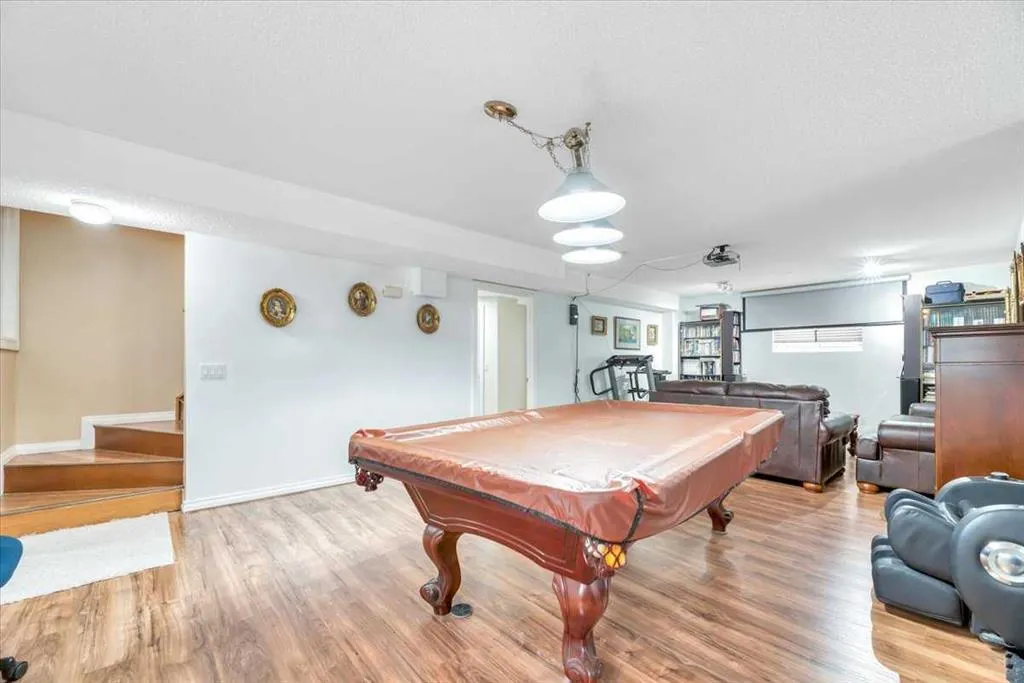 1625 Evergreen Drive SW