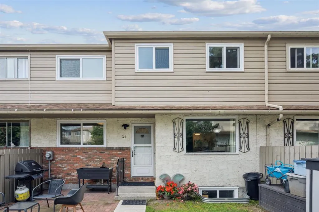 203 Lynnview Road SE, #31N