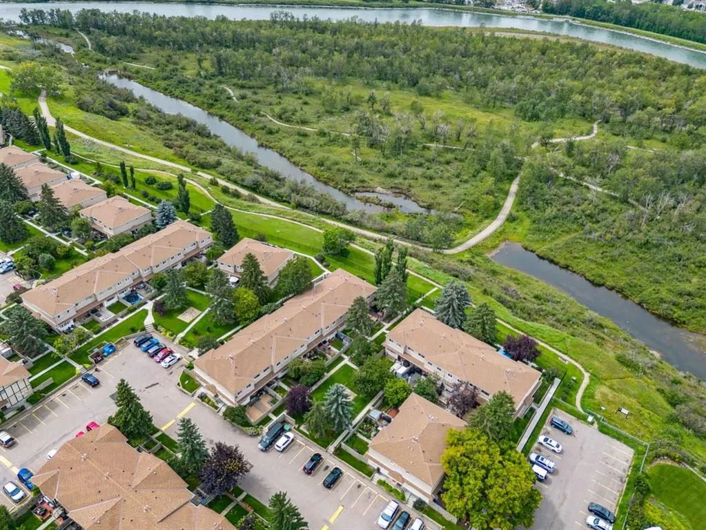 203 Lynnview Road SE, #31N