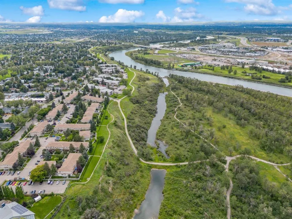203 Lynnview Road SE, #31N
