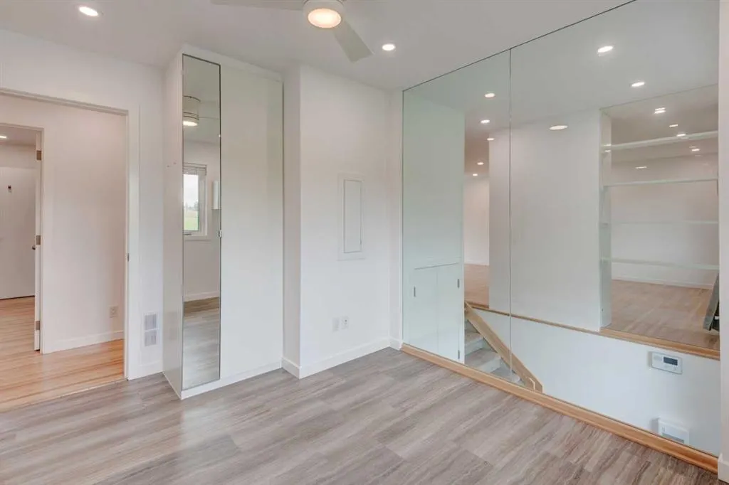 112 Selkirk Drive SW