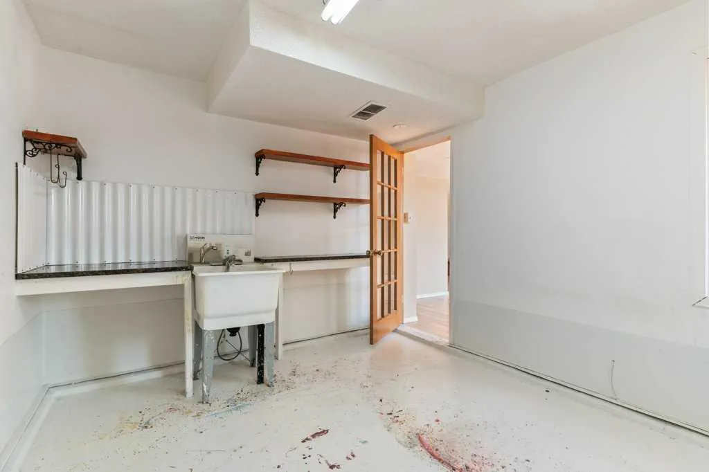 79 Edgeland Road NW