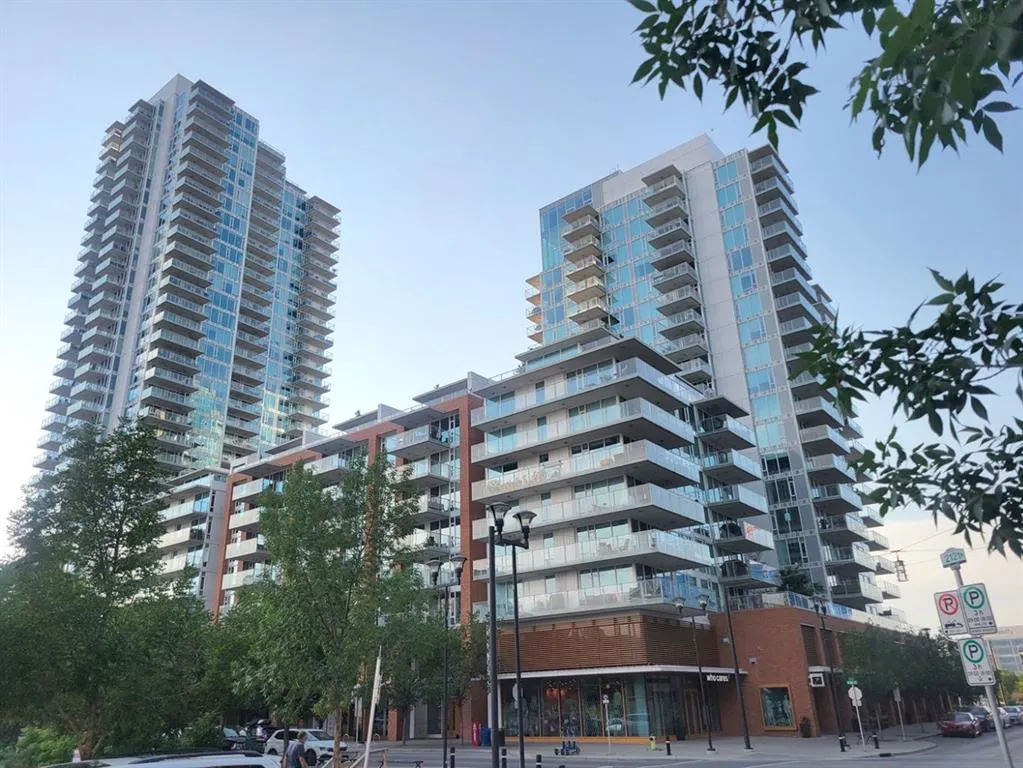 111 Confluence Mews SE
