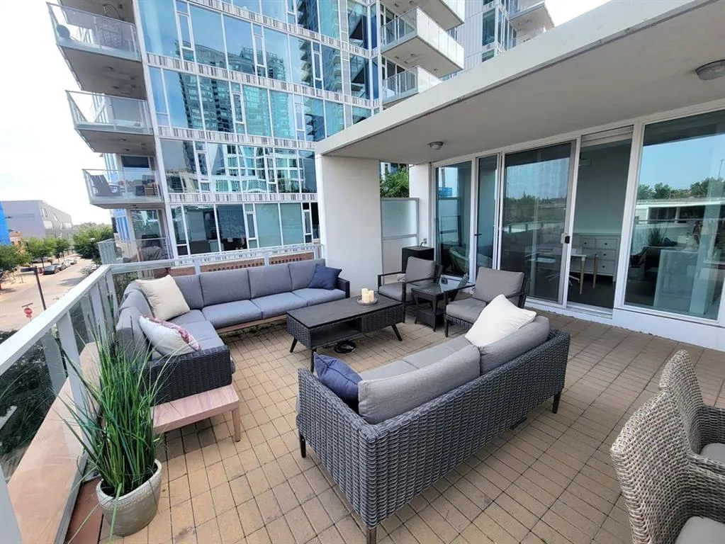 111 Confluence Mews SE