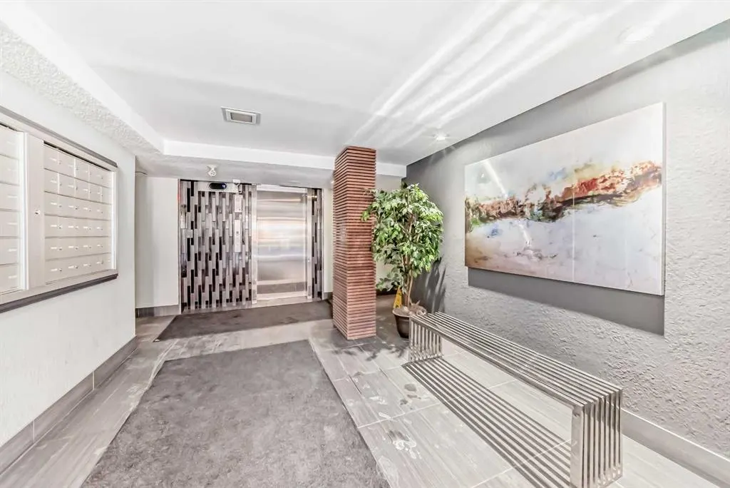 1027 Cameron Avenue SW, #103