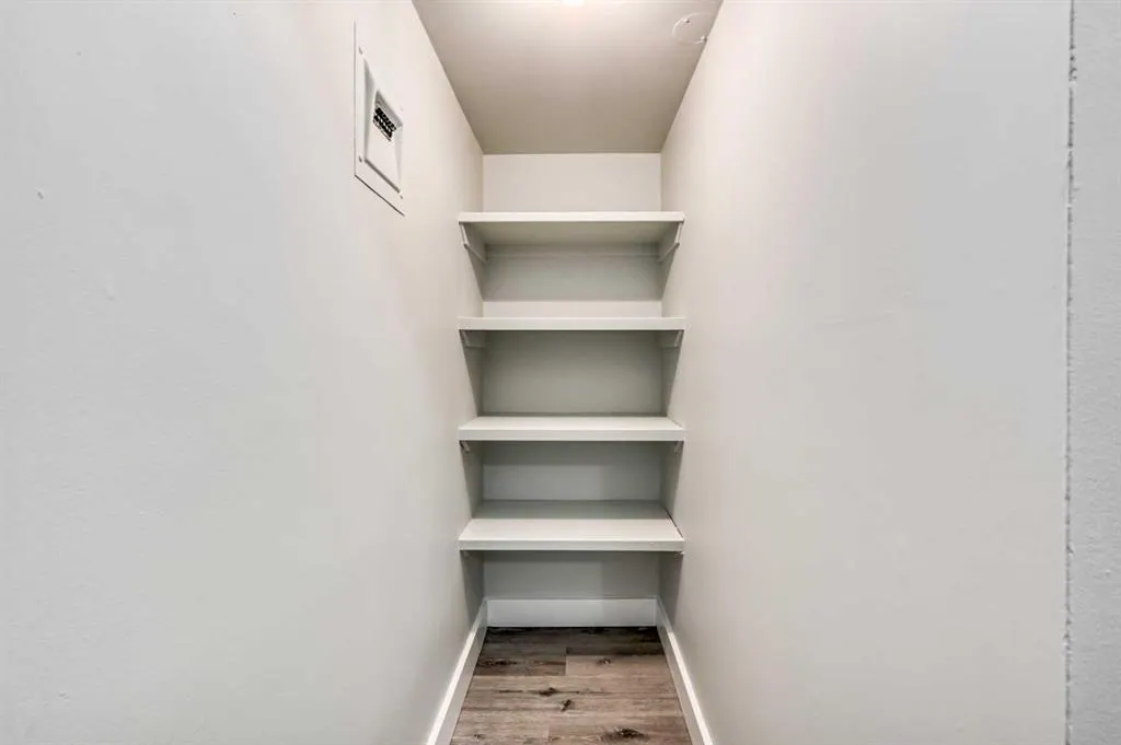 1027 Cameron Avenue SW, #103