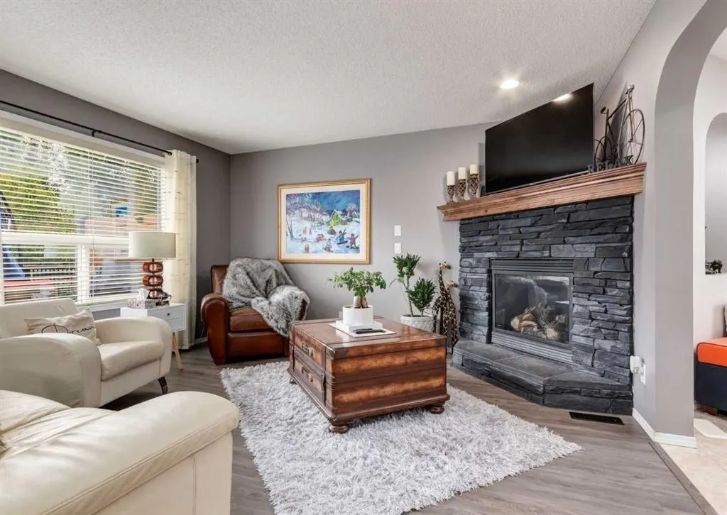 47 Brightonstone Grove SE