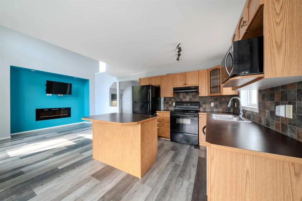 61 Everstone Avenue SW
