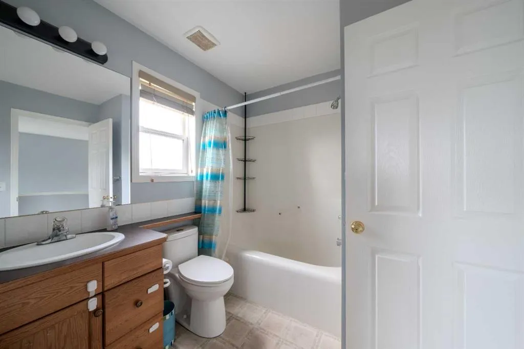 61 Everstone Avenue SW