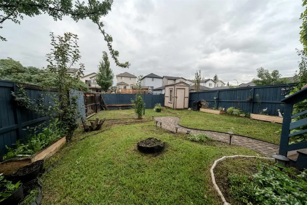 61 Everstone Avenue SW