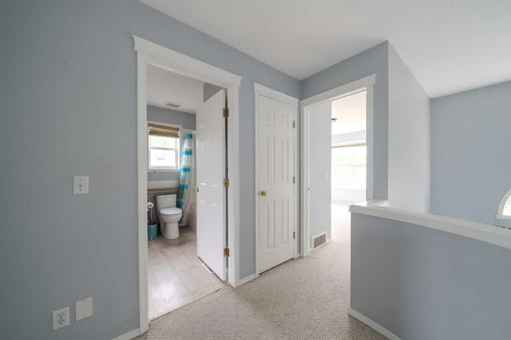 61 Everstone Avenue SW