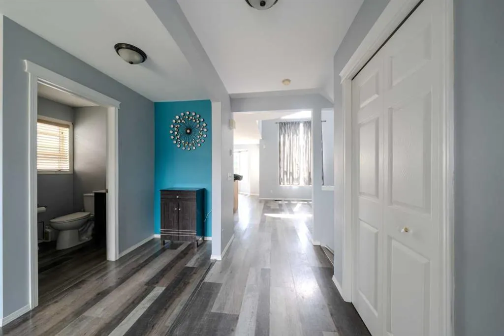 61 Everstone Avenue SW