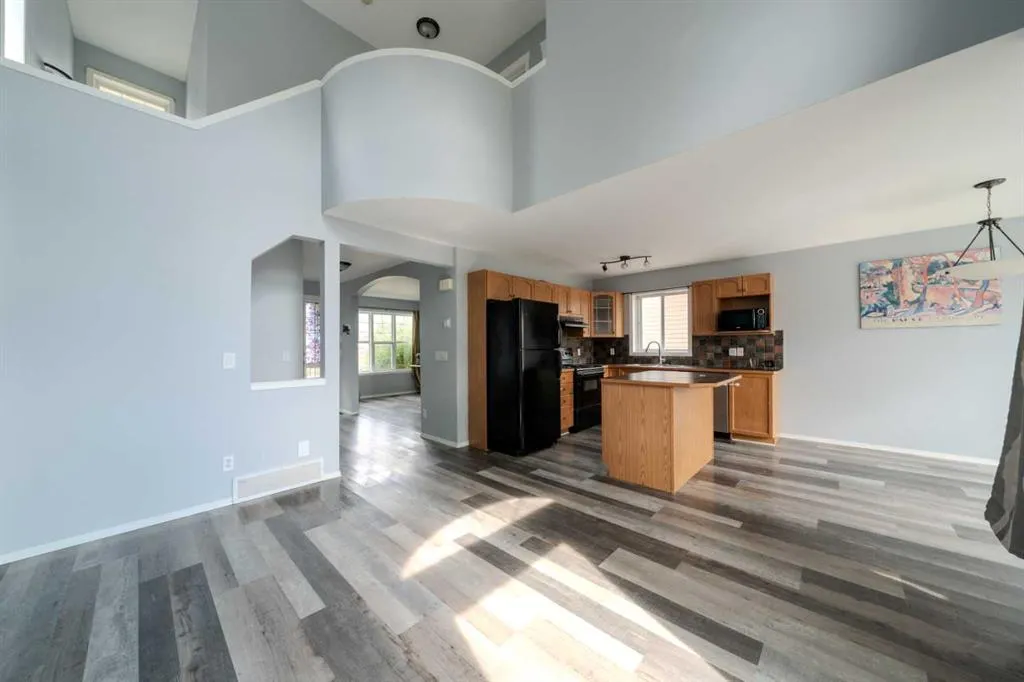 61 Everstone Avenue SW