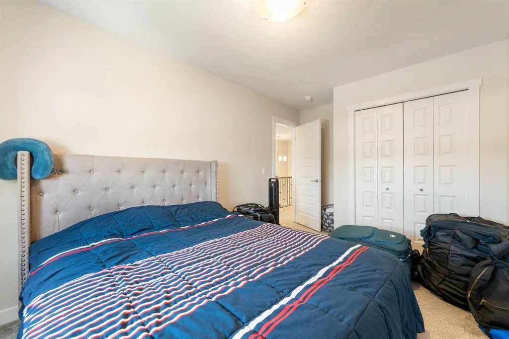 28 Sage Hill Crescent NW