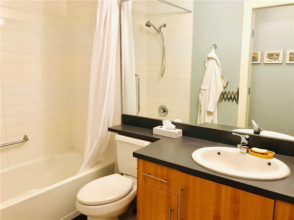 55 Spruce Place SW, #1203