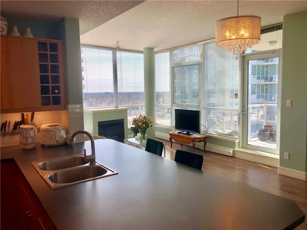 55 Spruce Place SW, #1203