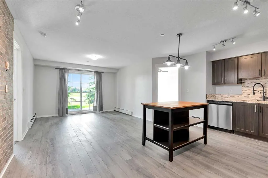 99 Copperstone Park SE, #4106