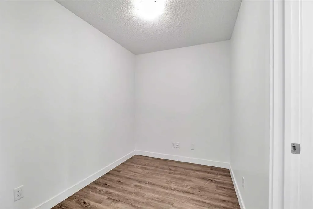 1317 27 Street SE, #4313