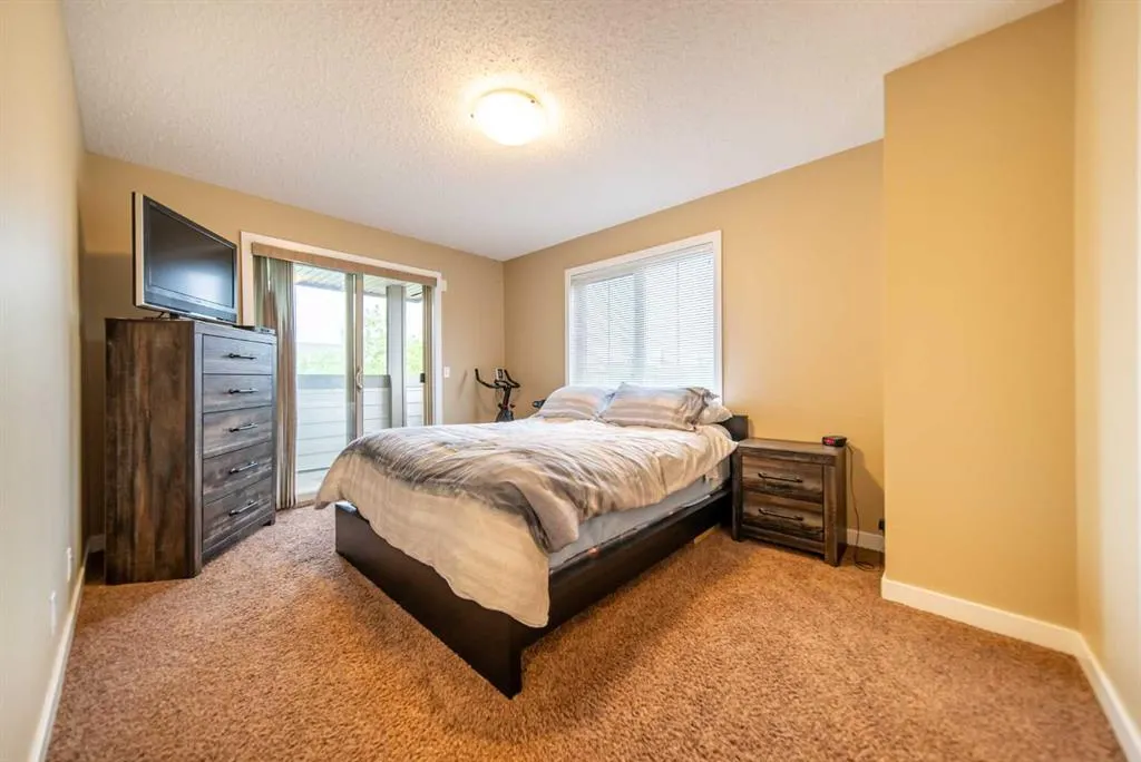 230 Eversyde Boulevard SW, #4201