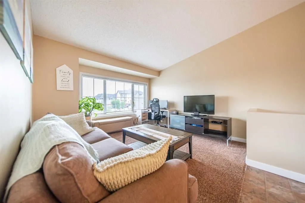 230 Eversyde Boulevard SW, #4201