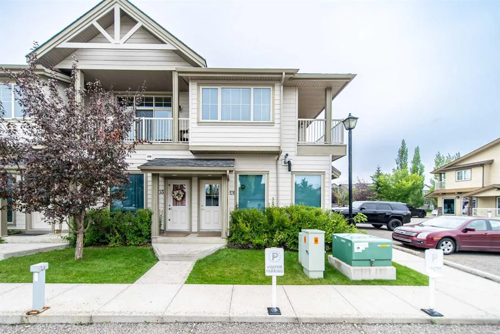 230 Eversyde Boulevard SW, #4201