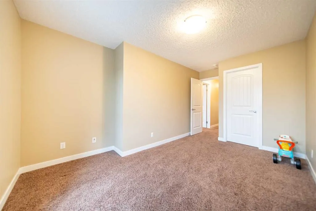 230 Eversyde Boulevard SW, #4201
