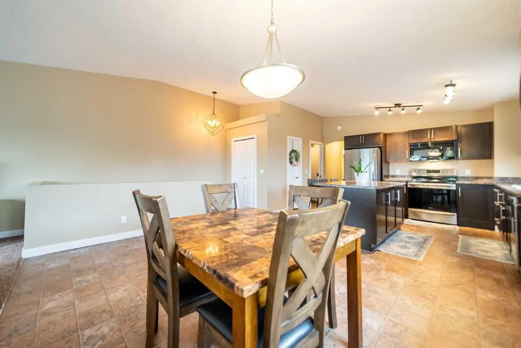 230 Eversyde Boulevard SW, #4201