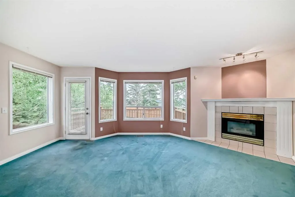 228 Scenic Acres Terrace NW
