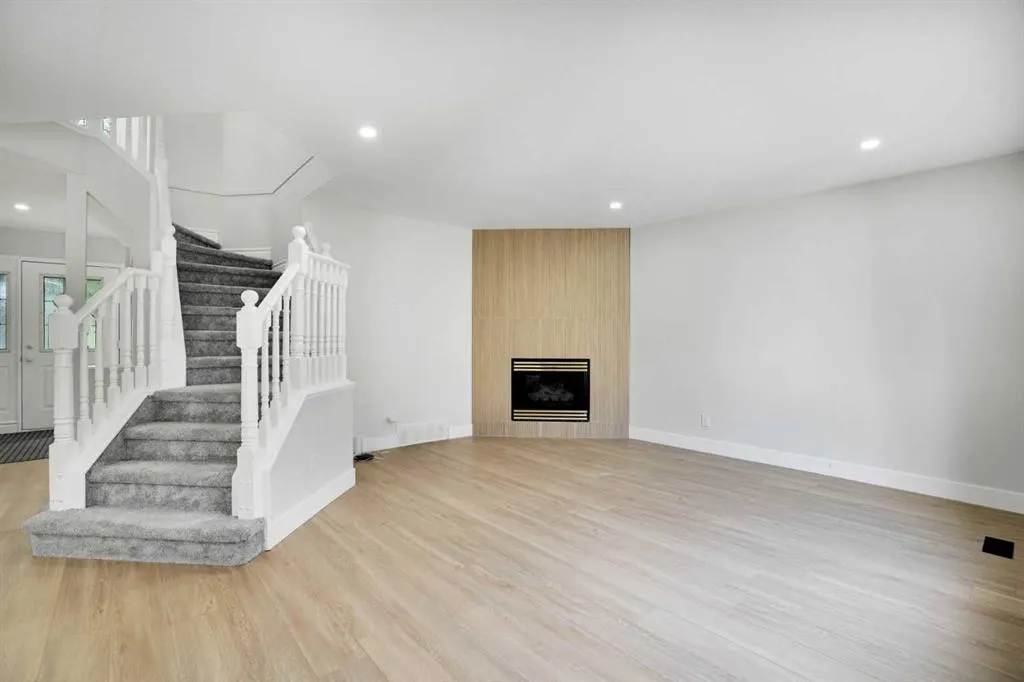 20 Chaparral Drive SE