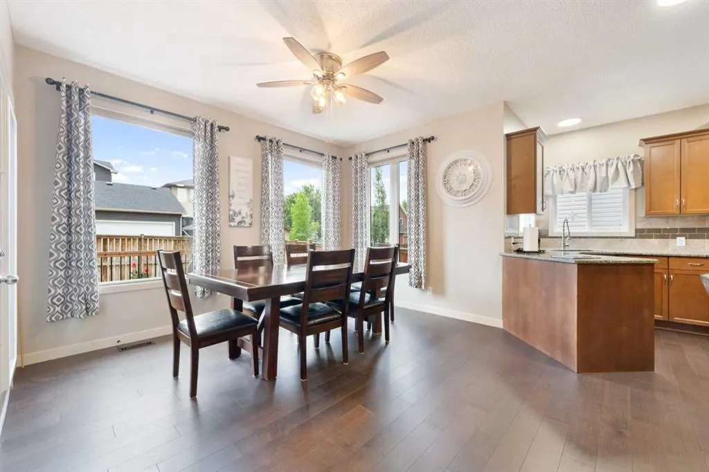 7 Westridge Green