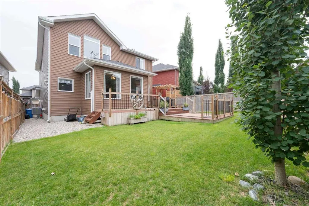 7 Westridge Green