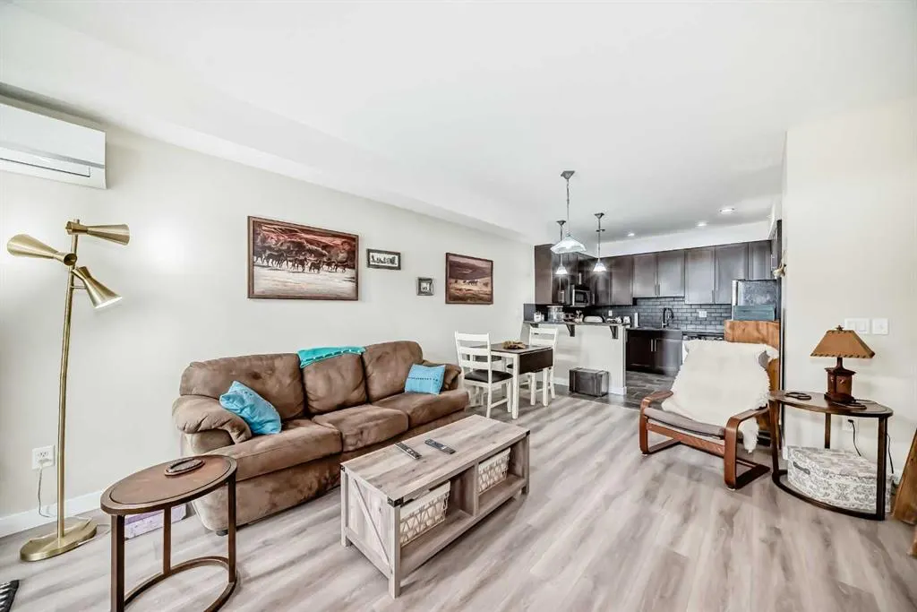 1005B Westmount Drive, #314