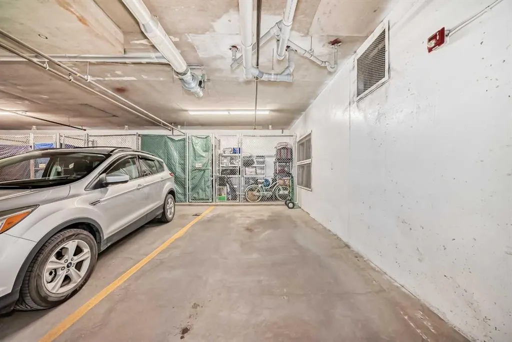 1005B Westmount Drive, #314
