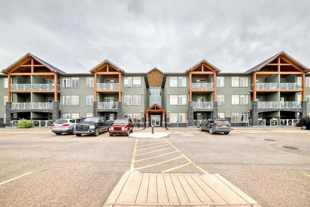 1005B Westmount Drive, #314