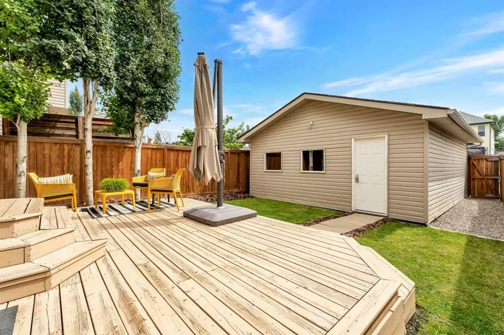26 Crystal Shores Crescent