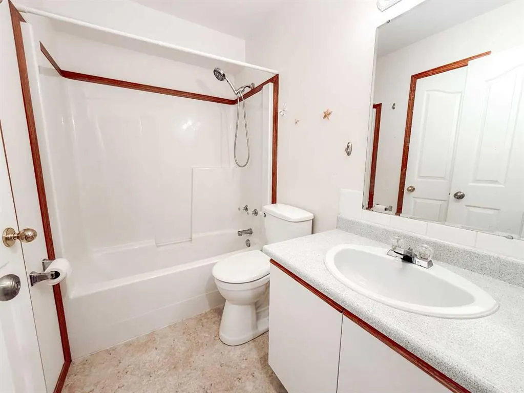 1006 3 Avenue, #3